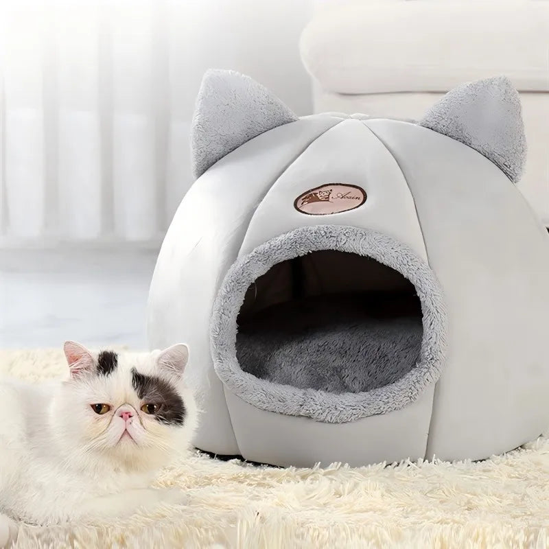 **Warm Plush Cat Bed with Ears for All Cat Sizes**